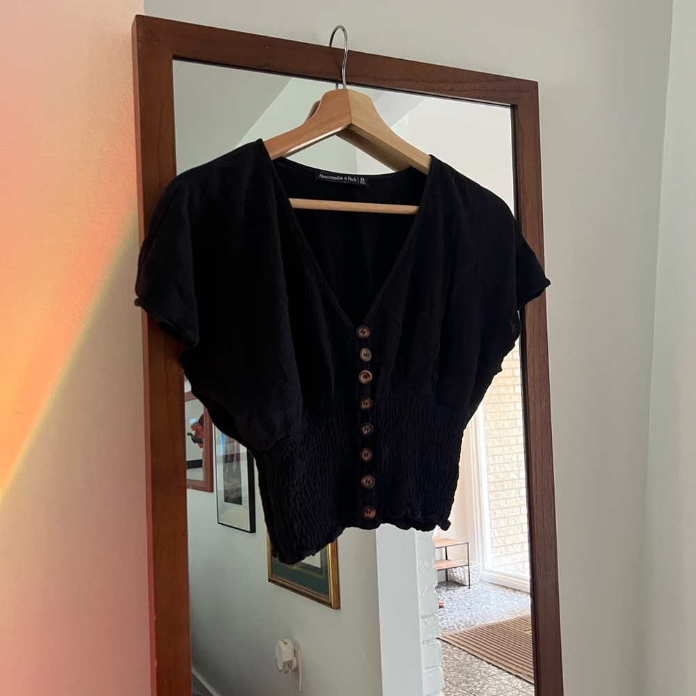 Abercrombie & Fitch Smocked Button-Front Black Women’s Top